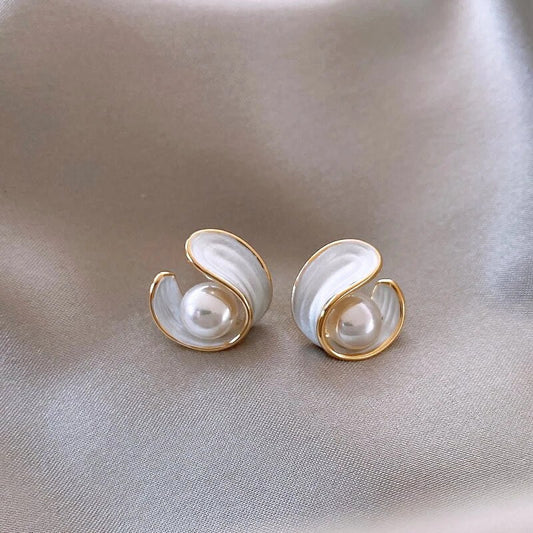 Klassisch Gold Perlen Ohrstecker